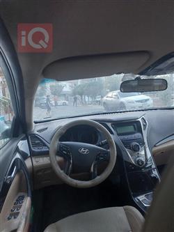 هيونداي أزيرا